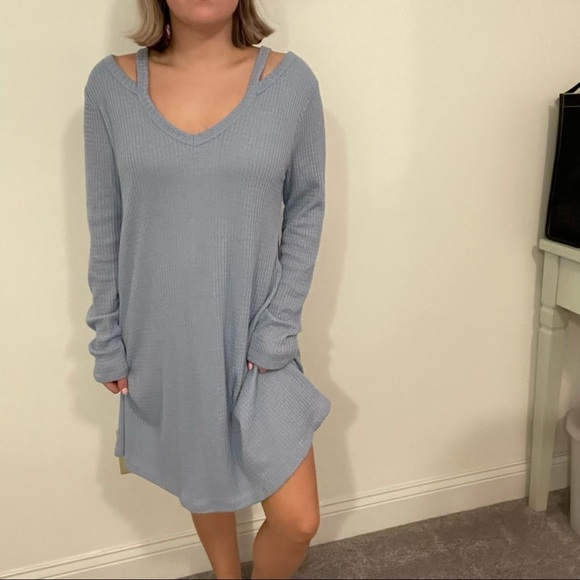 NWT Francesca’s Alya cutout dress Medium fall waffle knit - Picture 3 of 8